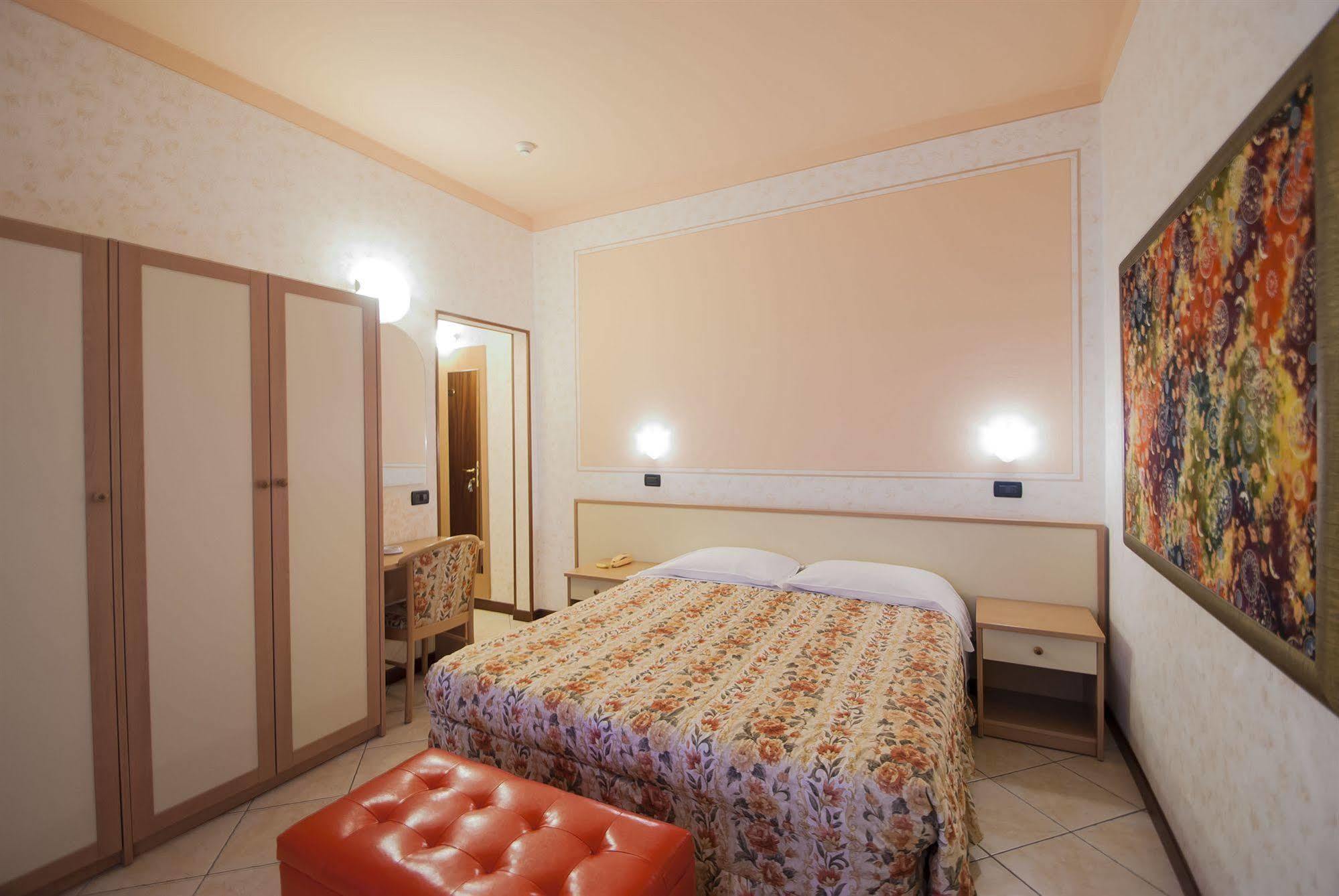 Hotel La Riviera Montecatini Terme Exterior foto